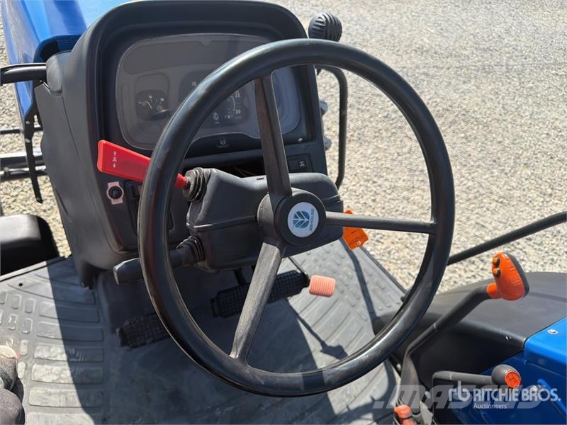 New Holland TL90 4WD Tractor Traktoren