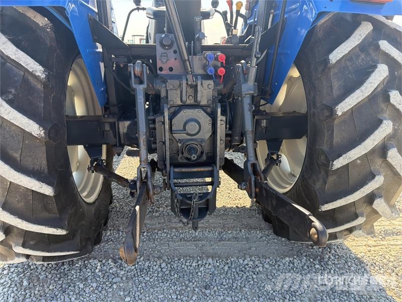 New Holland TL90 4WD Tractor Traktoren