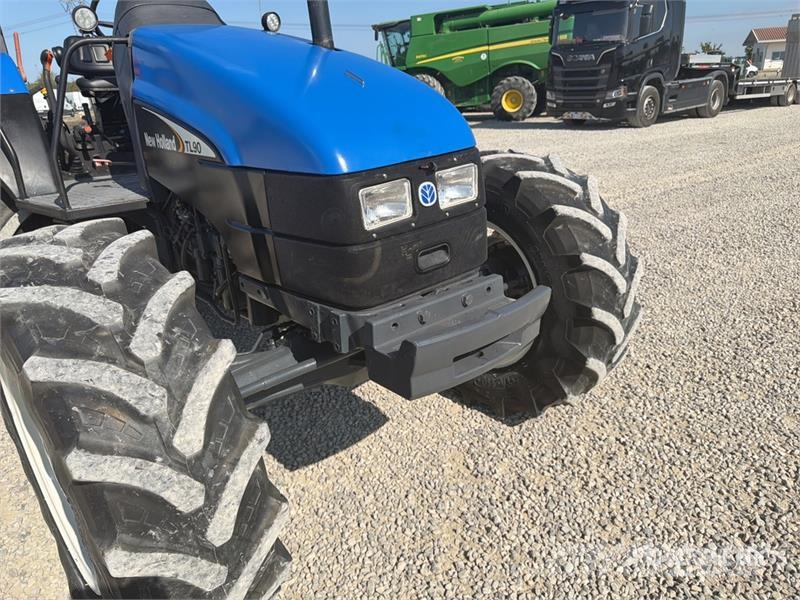 New Holland TL90 4WD Tractor Traktoren
