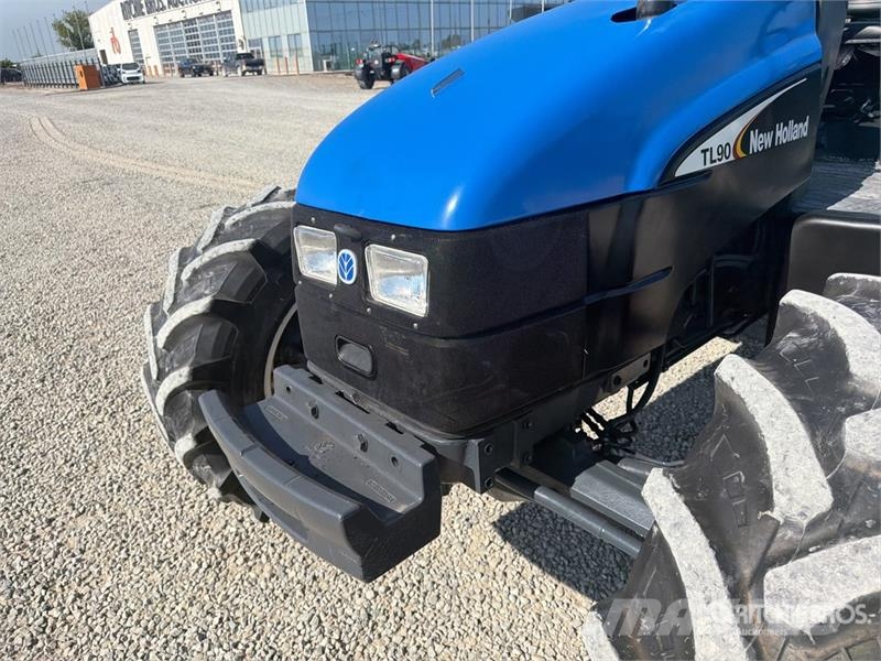 New Holland TL90 4WD Tractor Traktoren