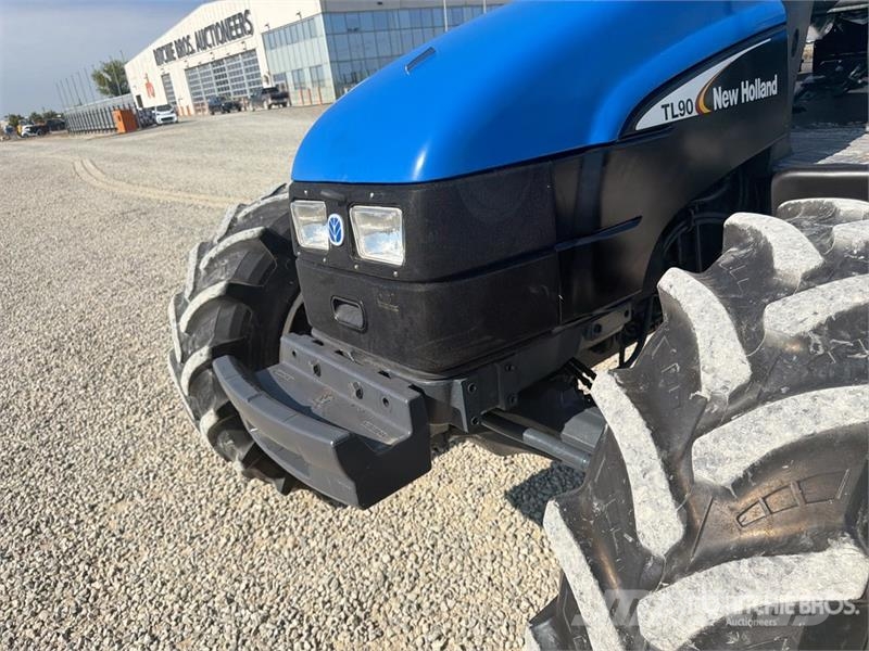 New Holland TL90 4WD Tractor Traktoren