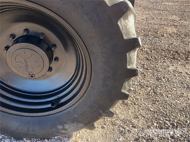 New Holland TVT 170 4WD Tractor Τρακτέρ