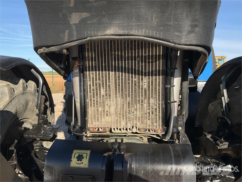 New Holland TVT 170 4WD Tractor Τρακτέρ