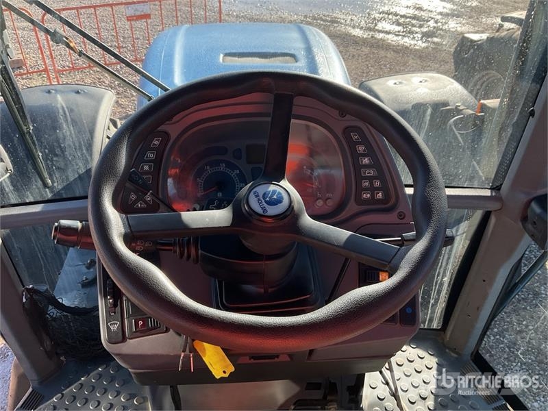 New Holland TVT 170 4WD Tractor Τρακτέρ
