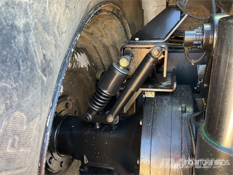 New Holland TVT 170 4WD Tractor Τρακτέρ