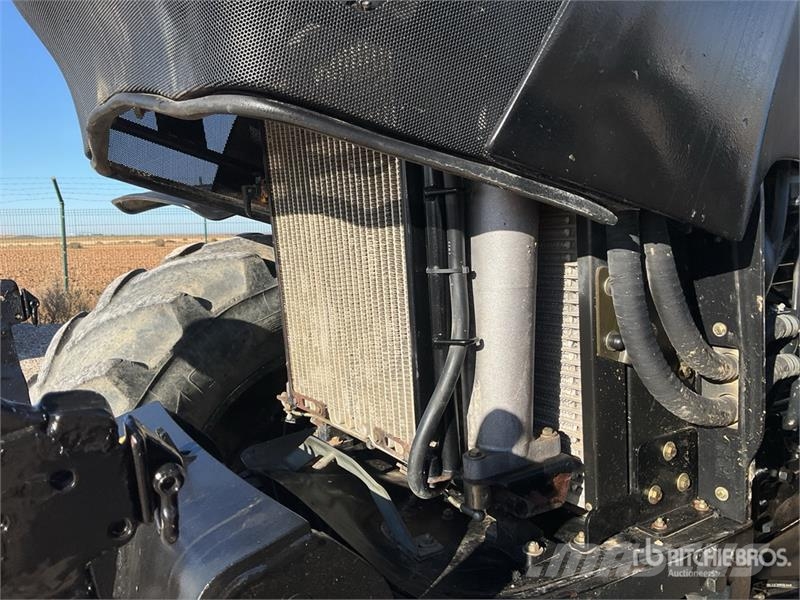 New Holland TVT 170 4WD Tractor Τρακτέρ
