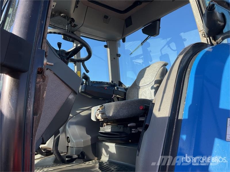 New Holland TVT 170 4WD Tractor Τρακτέρ