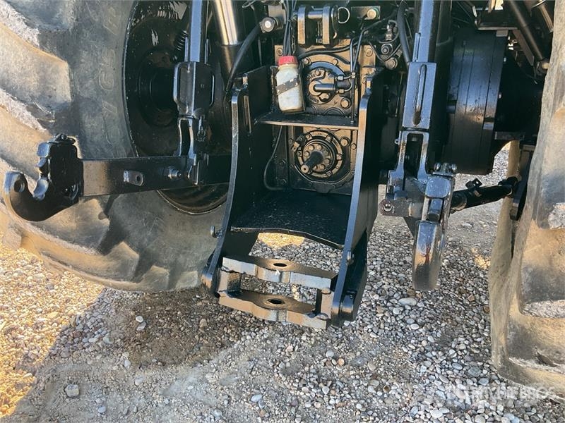 New Holland TVT 170 4WD Tractor Τρακτέρ