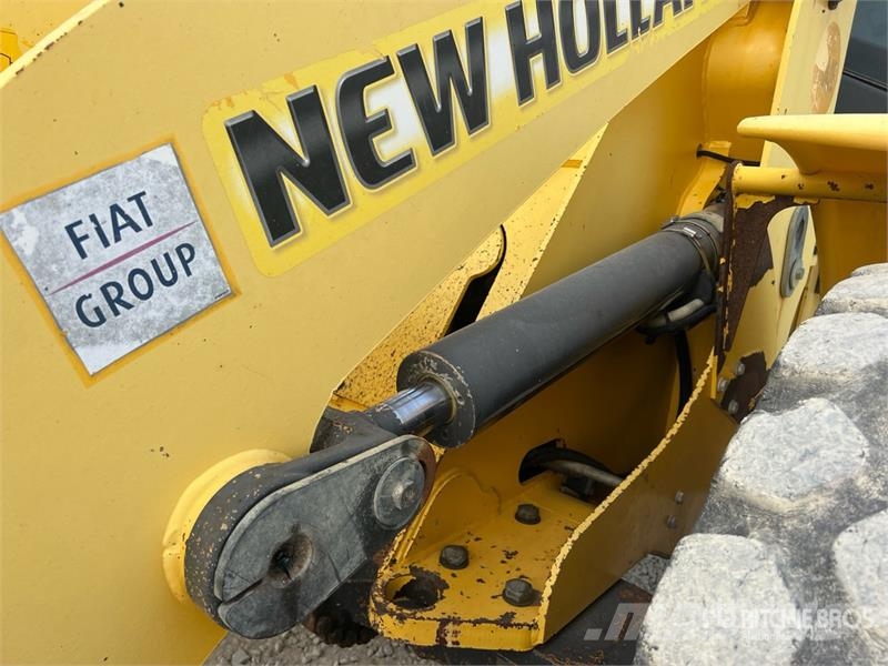 New Holland W110B Wheel Loader لوادر بعجل