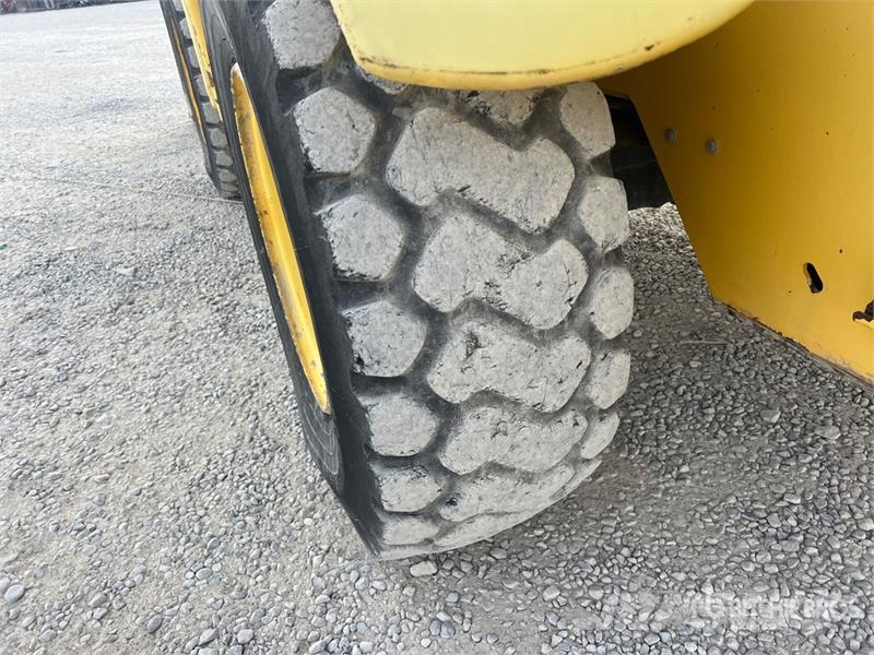 New Holland W110B Wheel Loader لوادر بعجل