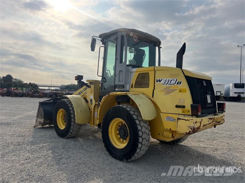 New Holland W110B Wheel Loader لوادر بعجل