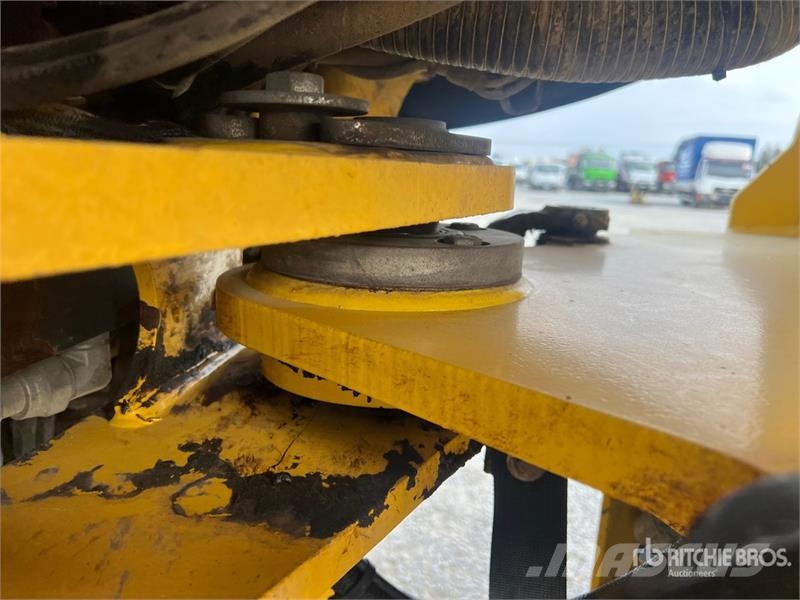 New Holland W110B Wheel Loader لوادر بعجل