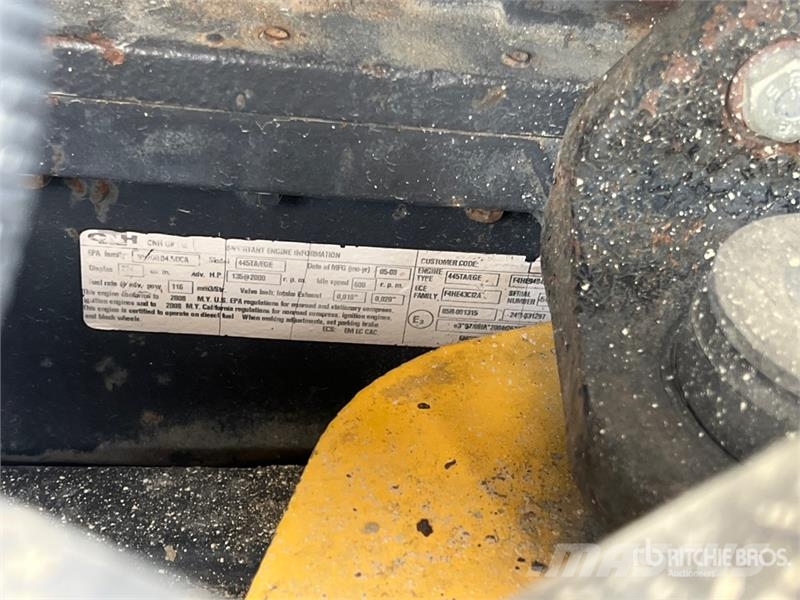 New Holland W110B Wheel Loader لوادر بعجل