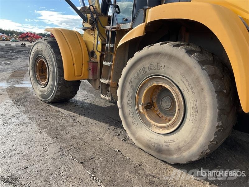 New Holland W300C High Lift Wheel Loader Wheel loaders