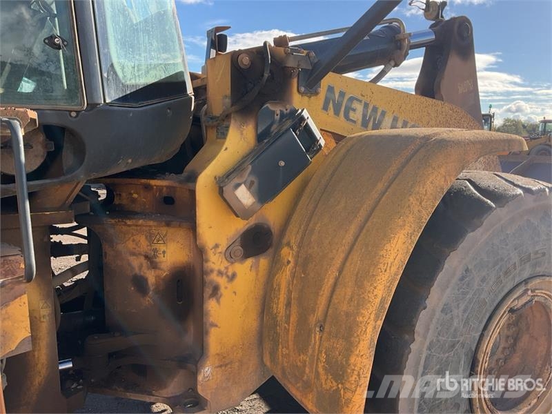 New Holland W300C High Lift Wheel Loader Wheel loaders