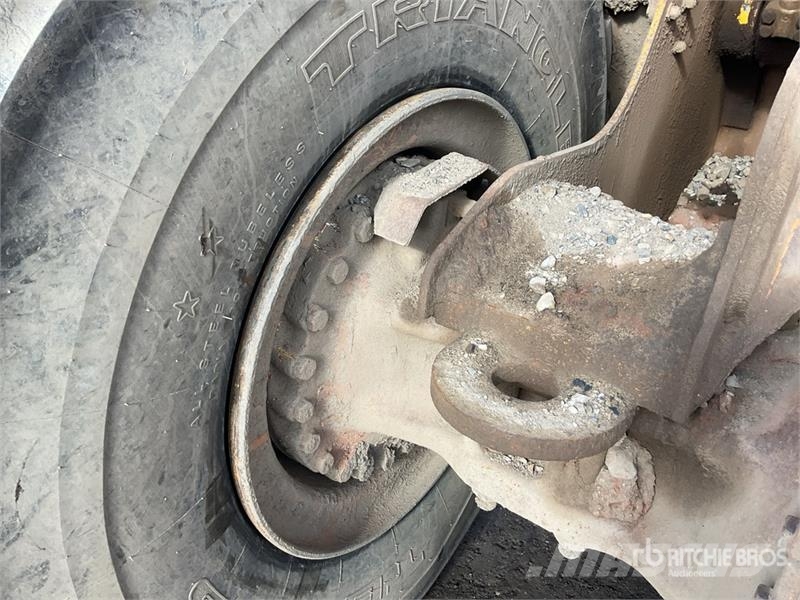New Holland W300C High Lift Wheel Loader Wheel loaders