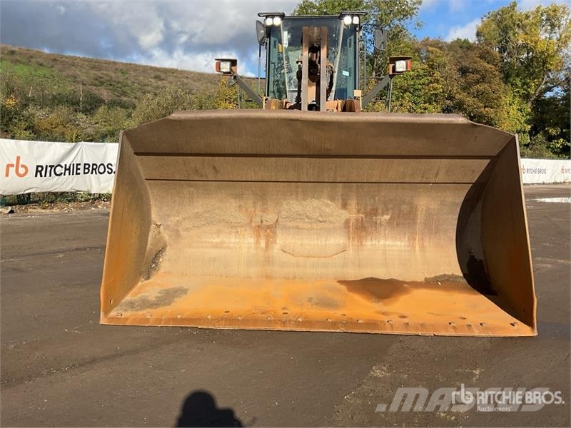 New Holland W300C High Lift Wheel Loader Wheel loaders