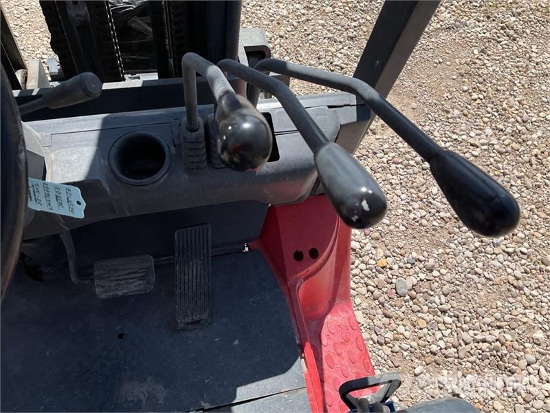 Nichiyu FB25DC-70 Electric Forklift Sähkötrukit