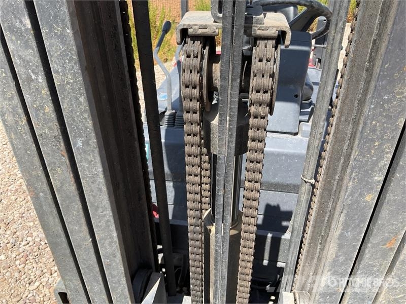 Nichiyu FB25DC-70 Electric Forklift Sähkötrukit