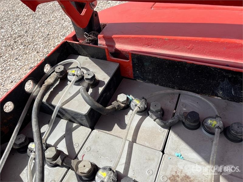 Nichiyu FB25P-70BC-400P Electric Forklift (Inoperable) 電動堆高機