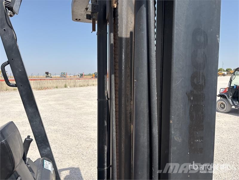 Nichiyu FB25P-70BC-400P Electric Forklift (Inoperable) 電動堆高機