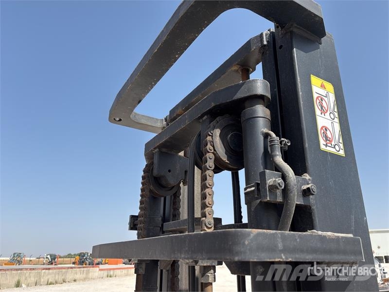 Nichiyu FB25P-70BC-400P Electric Forklift (Inoperable) 電動堆高機