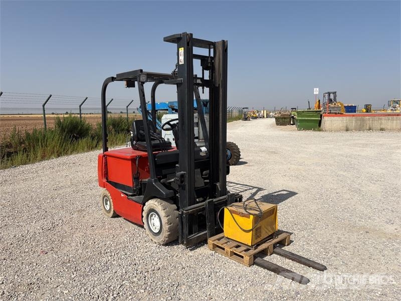 Nichiyu FB25P-70BC-400P Electric Forklift (Inoperable) 電動堆高機