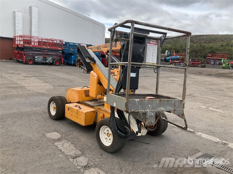Nifty-Lift HR12NDE 2WD Hybrid Articulating Boom Li Articulated boom lifts