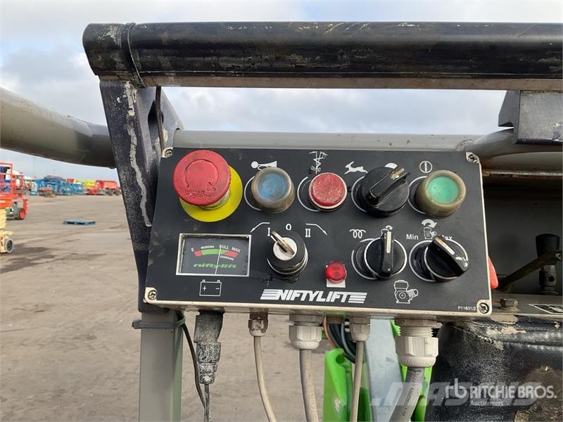 Nifty-Lift HR12NDE 2WD Hybrid Articulating Boom Li Articulated boom lifts