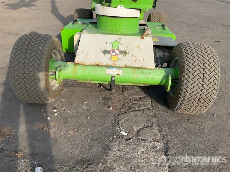 Nifty-Lift HR12NDE 2WD Hybrid Articulating Boom Li Articulated boom lifts