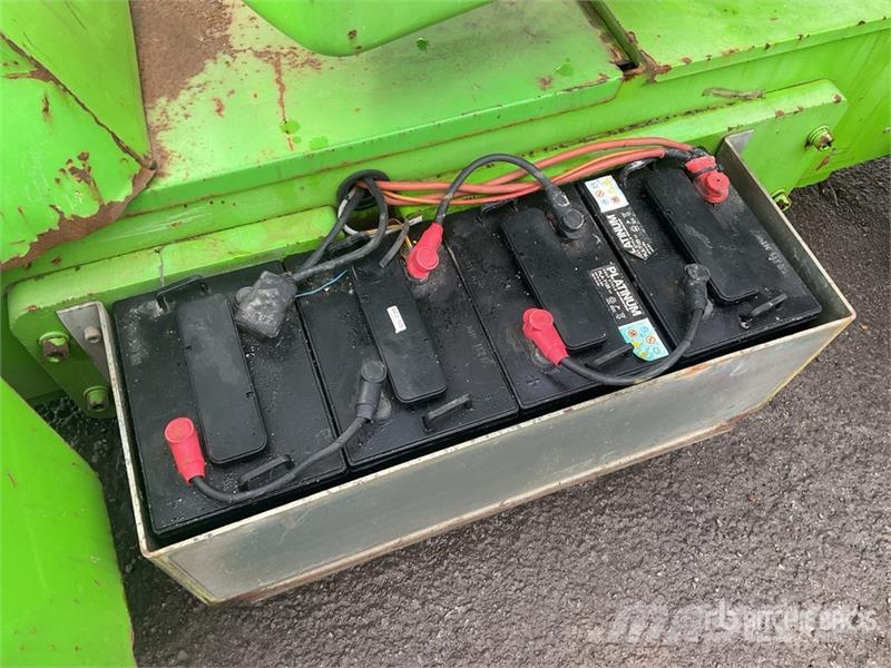  Nifty-Lift HR12NDE 2WD Hybrid Telescopic Boom Lift Nacelles télescopiques