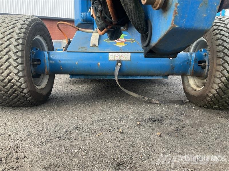 Nifty-Lift HR12NDE 2WD Hybrid Articulating Boom Li Iseliikuvad poomtõstukid