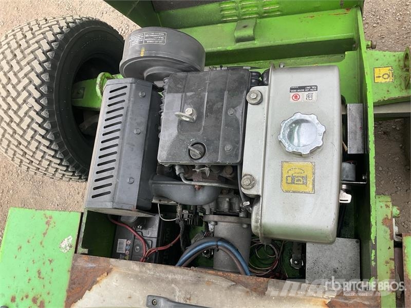 Nifty-Lift HR12NDE 2WD Hybrid Articulating Boom Li Bomlifte med knækarm