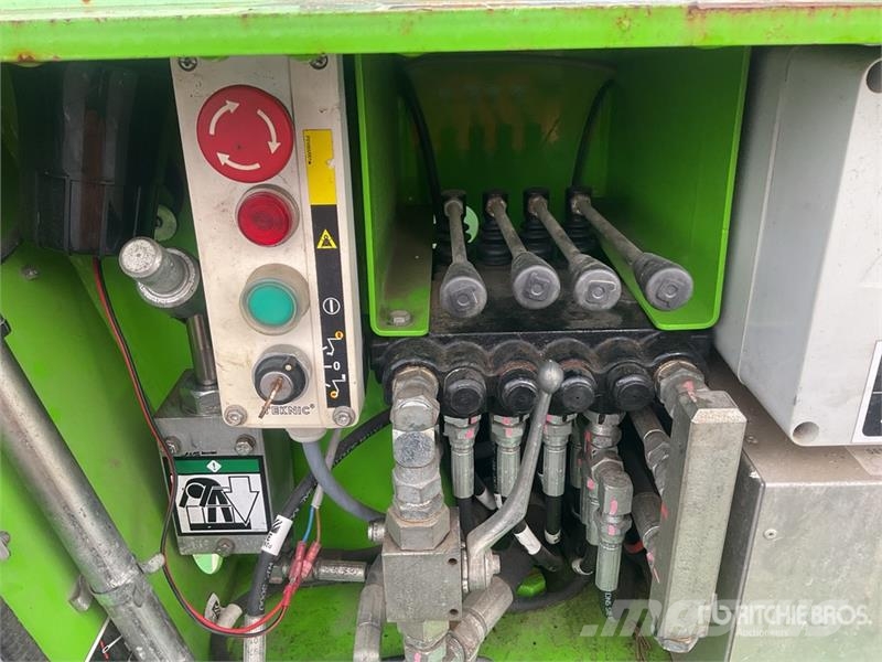  Nifty-Lift HR12NDE 2WD Hybrid Telescopic Boom Lift Nacelles télescopiques