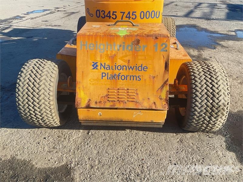 Nifty-Lift HR12NDE 2WD Hybrid Articulating Boom Li Articulated boom lifts