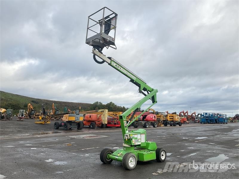  Nifty-Lift HR12NDE 2WD Hybrid Telescopic Boom Lift Nacelles télescopiques