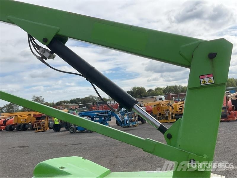  Nifty-Lift HR12NDE 2WD Hybrid Articulating Boom Li Strēles pacēlāji