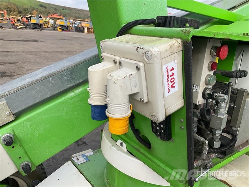 Nifty-Lift HR12NDE 2WD Hybrid Articulating Boom Li Articulated boom lifts