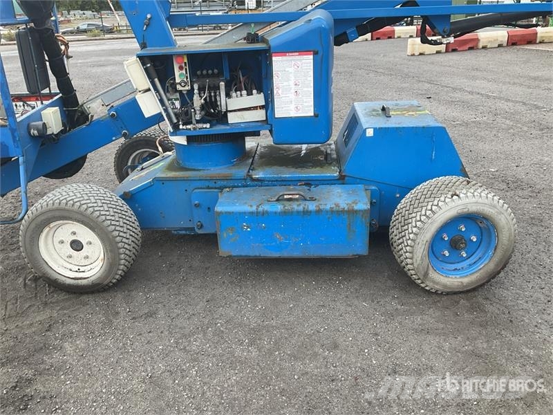 Nifty-Lift HR12NDE 2WD Hybrid Articulating Boom Li Iseliikuvad poomtõstukid