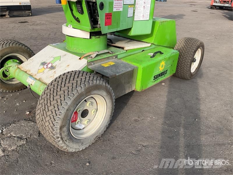 Nifty-Lift HR12NDE 2WD Hybrid Articulating Boom Li Articulated boom lifts