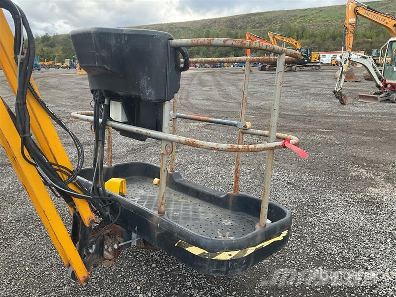  Nifty-Lift HR17 4WD Diesel Articulating Boom Lift Strēles pacēlāji