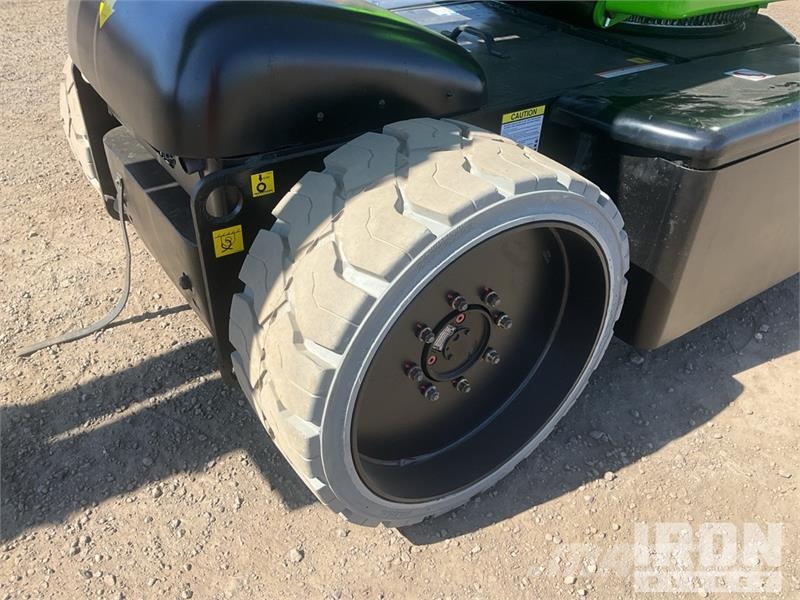 Nifty-Lift HR17 NDE 2WD Hybrid Articulating Boom L Gelenkteleskoparbeitsbühnen