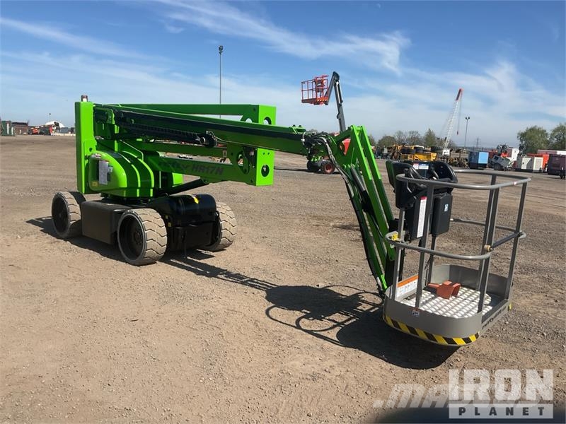 Nifty-Lift HR17 NDE 2WD Hybrid Articulating Boom L Gelenkteleskoparbeitsbühnen