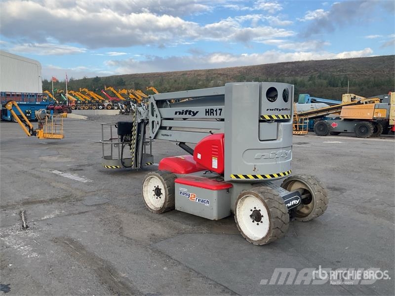 Nifty-Lift HR17 NDE 2WD Hybrid Articulating Boom L Strēles pacēlāji