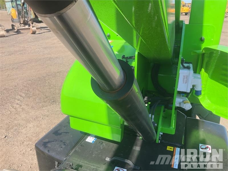 Nifty-Lift HR17 NDE 2WD Hybrid Articulating Boom L Gelenkteleskoparbeitsbühnen