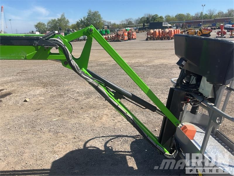 Nifty-Lift HR17 NDE 2WD Hybrid Articulating Boom L Gelenkteleskoparbeitsbühnen