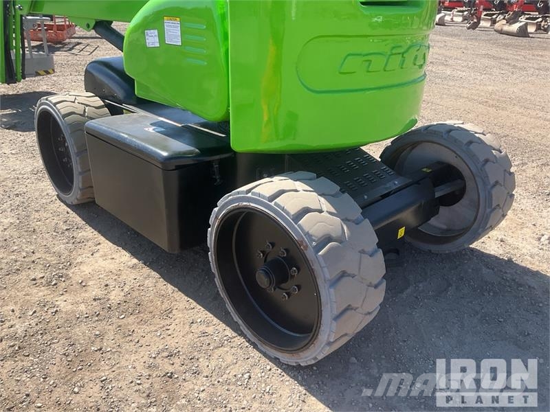 Nifty-Lift HR17 NDE 2WD Hybrid Articulating Boom L Gelenkteleskoparbeitsbühnen