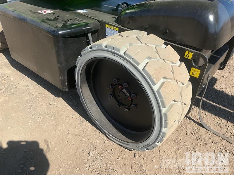 Nifty-Lift HR17 NDE 2WD Hybrid Articulating Boom L Gelenkteleskoparbeitsbühnen