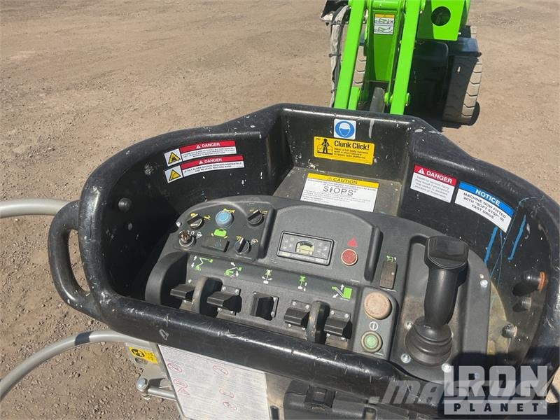 Nifty-Lift HR17 NDE 2WD Hybrid Articulating Boom L Gelenkteleskoparbeitsbühnen