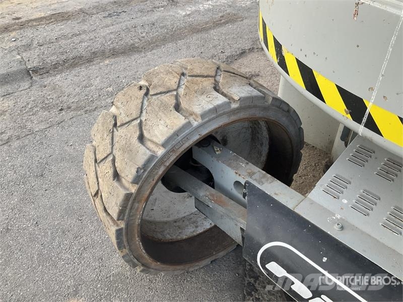 Nifty-Lift HR17 NDE 2WD Hybrid Articulating Boom L Strēles pacēlāji